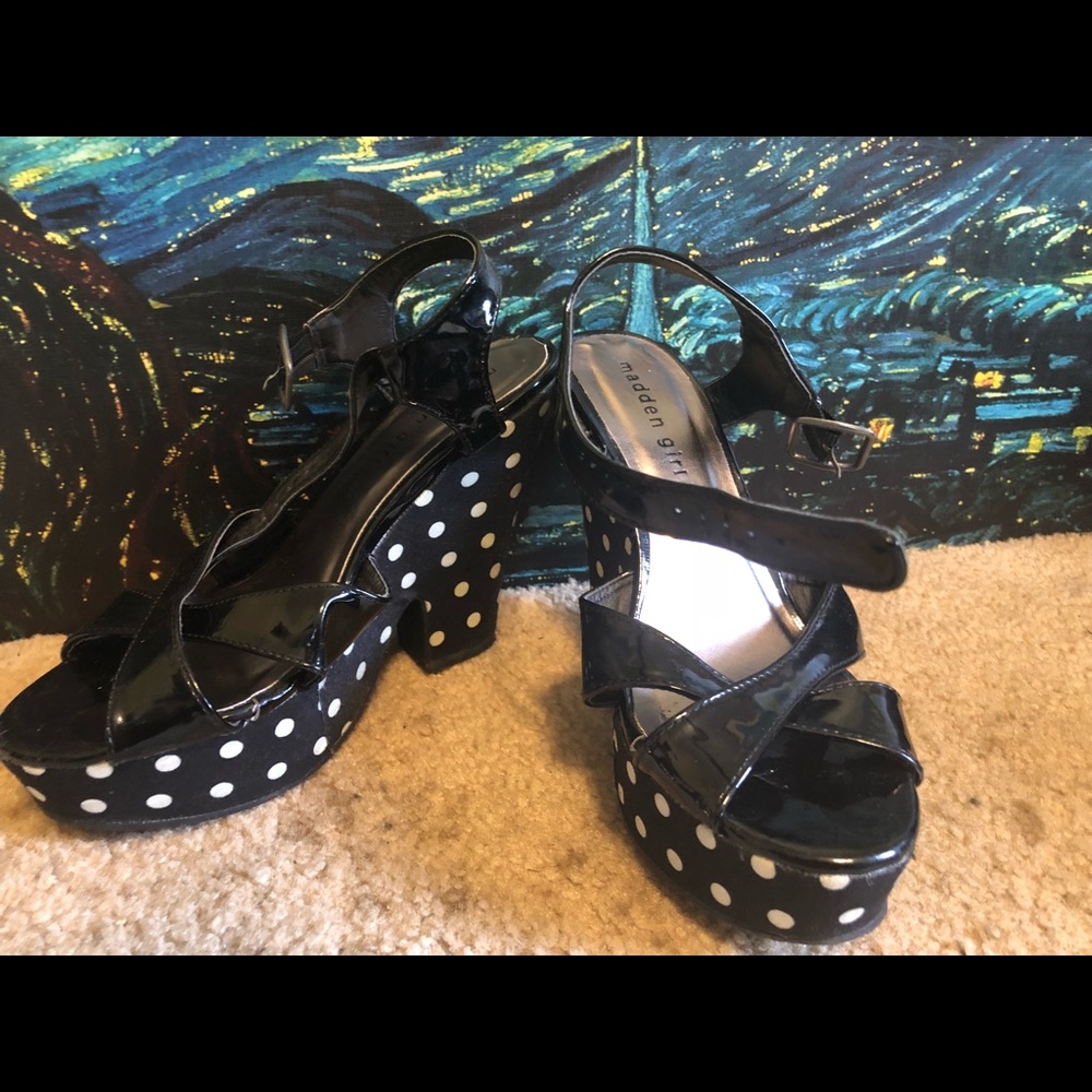 Madden girl faux leather/polka dot wedge sandals
